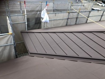 ガルテクトフッ素谷板金
