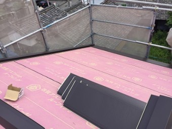 ニチハ横暖ルーフ施工 大屋根