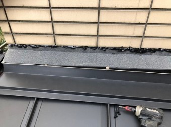 壁際コーキング