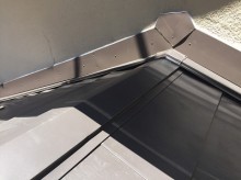 壁際 板金取付