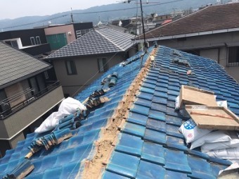 棟瓦撤去後
