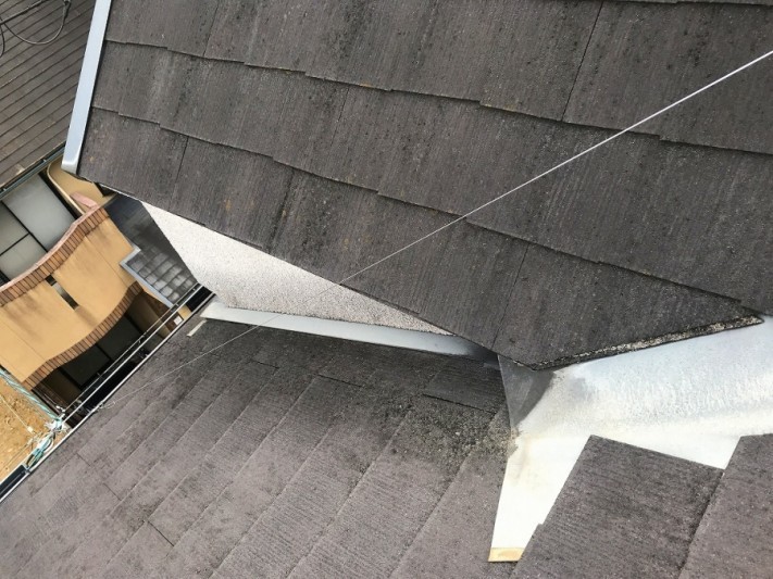 谷板金納まり