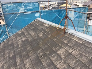 長岡京市のカラーベストに金属屋根材をカバー工法で屋根被せ葺き