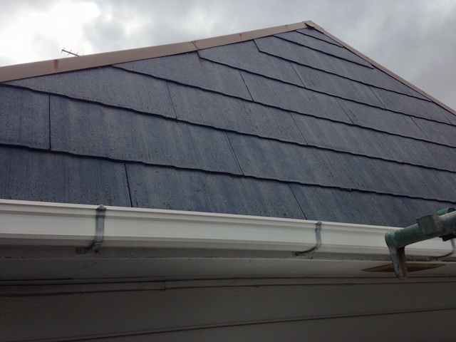 城陽市で屋根カバー工法！塗装よりお得？スーパーガルテクトで20年安心