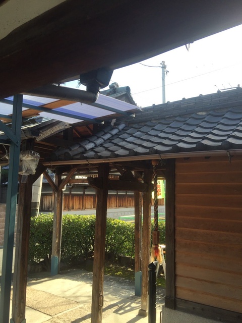 屋根面の瓦の並び確認