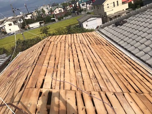 屋根葺き替え