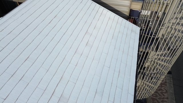 遮熱塗料の表面に付着した汚れと日射反射率の低下について