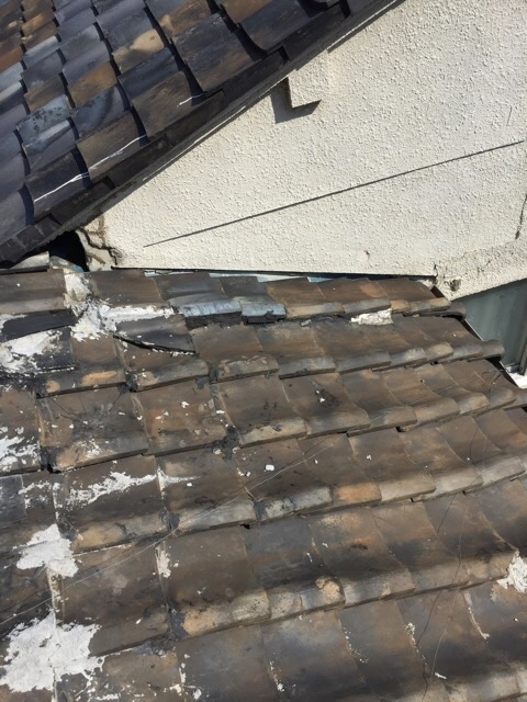 京都市伏見区の雨漏り解消！瓦屋根DIY補修から葺き替えで耐震UP