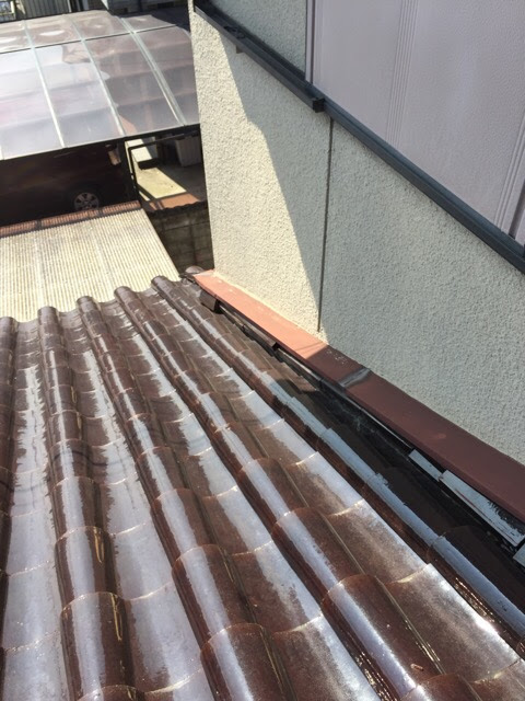 放置すると危険な漆喰の浮きと隙間