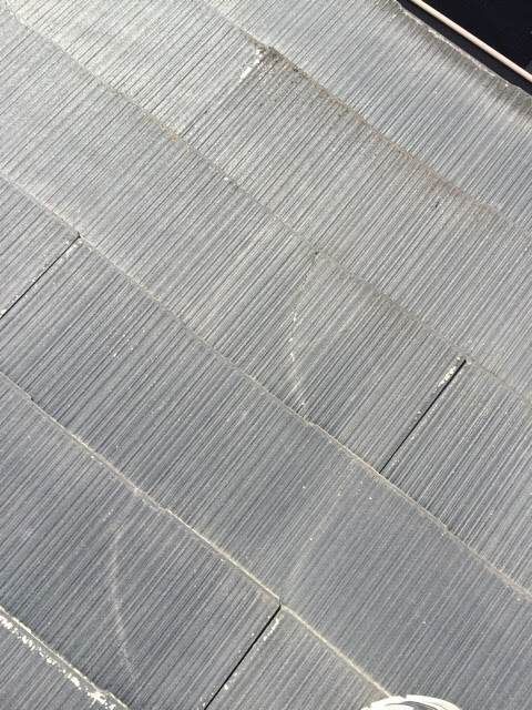 【京都府宇治市】屋根のヒビ割れと金属カバーの浮きを調査！カバー工法で雨漏りの不安をゼロに