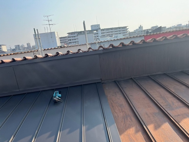 立平葺きの屋根もおまかせください