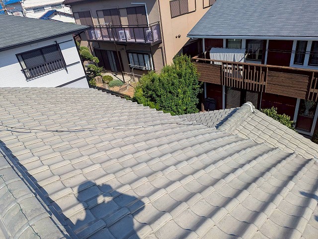 城陽市・瓦からガルテクトへ。耐震性と断熱性が大幅に向上した施工事例