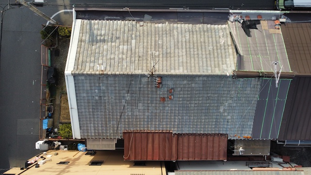 宇治市で連棟住宅の屋根リフォーム！費用を抑えた快適な空間作り
