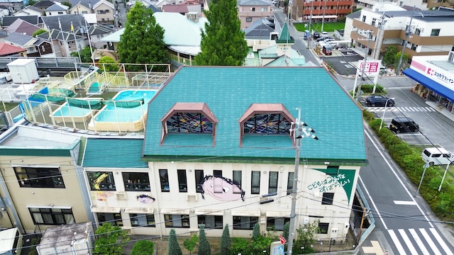 ドローンを用いて屋根材の状態確認