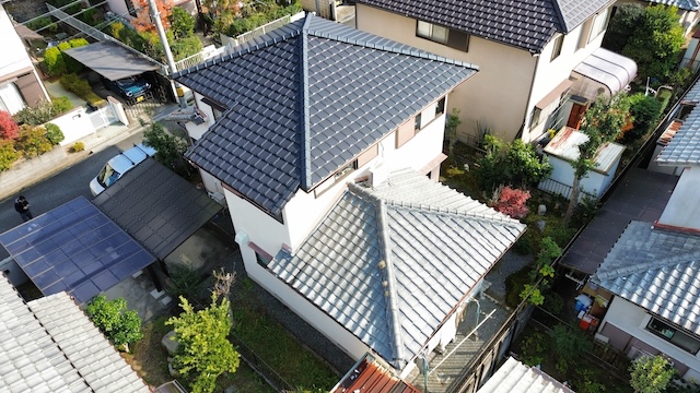 瓦屋根の状態確認