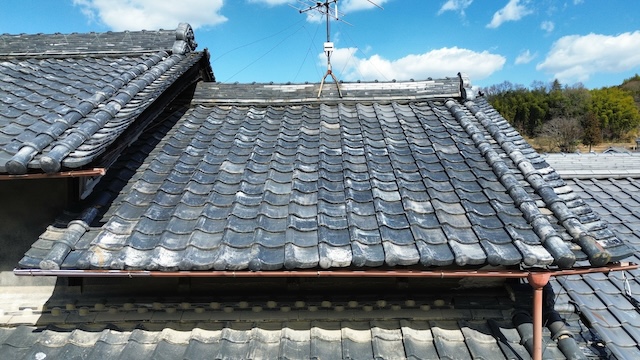 京都市左京区で葺き替え工事をご提案した中古物件の状態確認、葺き替え工事のメリット・デメリットを紹介
