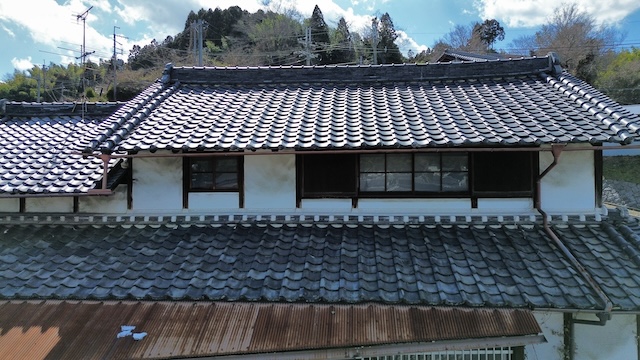 外壁塗装の劣化は防水性の低下に直結