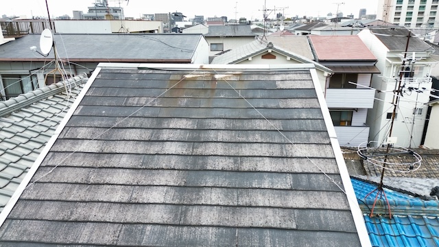 京都市西京区で経年劣化したカラーベストを現地調査、スーパーガルテクトでの屋根カバー工事をご提案
