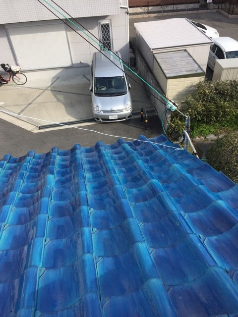 【宇治市】サビたアンテナ倒壊の不安解消！1/10の軽量化で地震に備える屋根葺き替え