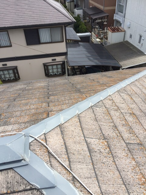 京都府亀岡市のスレート屋根 既存の屋根を残したまま金属屋根を被せるカバー工法の提案