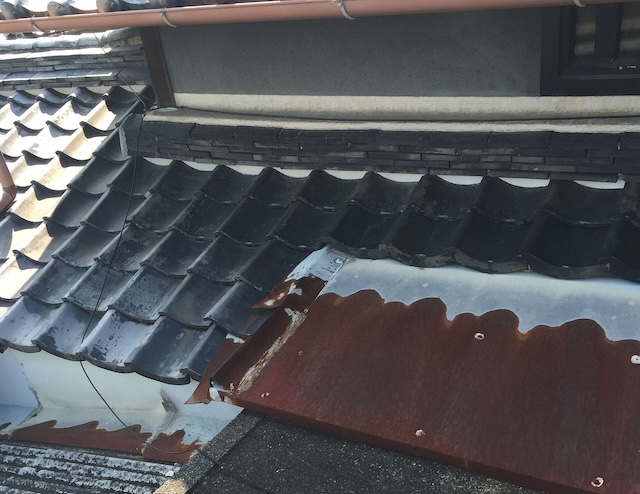 【宇治田原町】屋根の茶色いサビを部分補修！雨漏り防止と費用節約