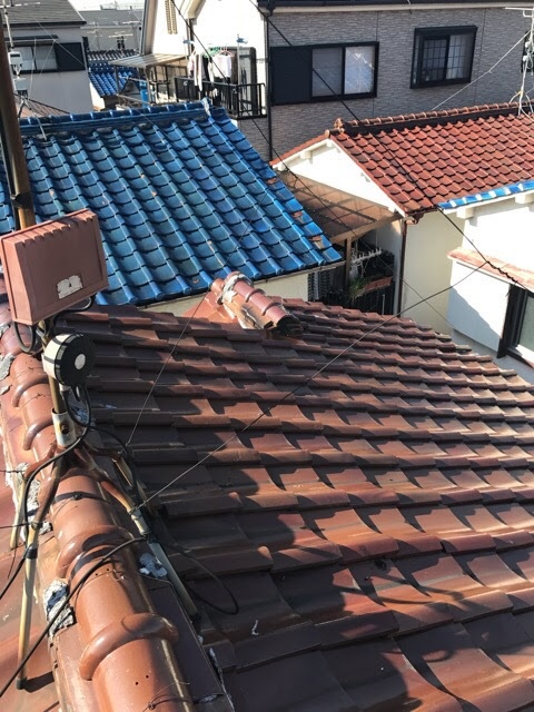 波打ちが見える屋根面