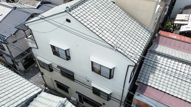 【京都市上京区】出窓雨漏りと外壁ひび割れを根本解決！寿命15年延ばす補修術