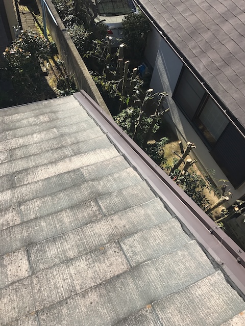 屋根端部の劣化状況