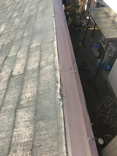 ケラバ板金の固定状況