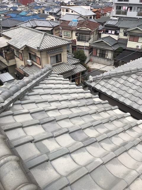 下り棟と平部の取り合い